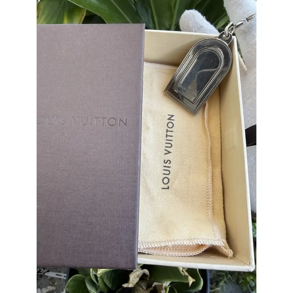 Louis Vuitton Porte-Clés Porte-Adresse Metal Luggage Tag Bag Charm Key Holder